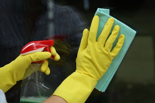 Professional cleaner in Clapham working in a modern home